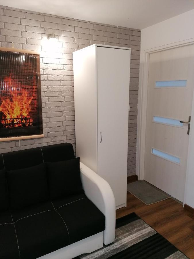 Dom I Pokoje Goscinne Zaruby Sejny Esterno foto